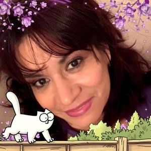 Meet your Posher, Elizabeth